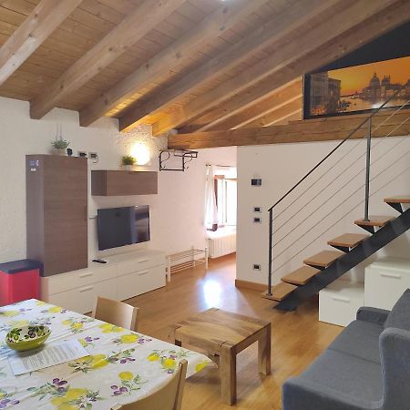 Aly D'Angelo Alla Torre - Immobiliare Azzurra Бардолино Экстерьер фото